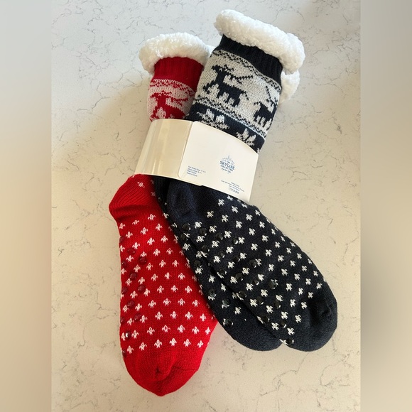 NWT Skyline Collection Cozy Reindeer Lodge Slipper Socks Red and Navy Blue - Picture 2 of 5